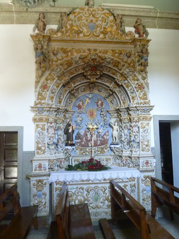 Igreja Matriz de Pedregais - Altar esquerdo