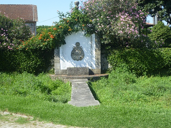 Largo
de S. Sebastião - Fonte