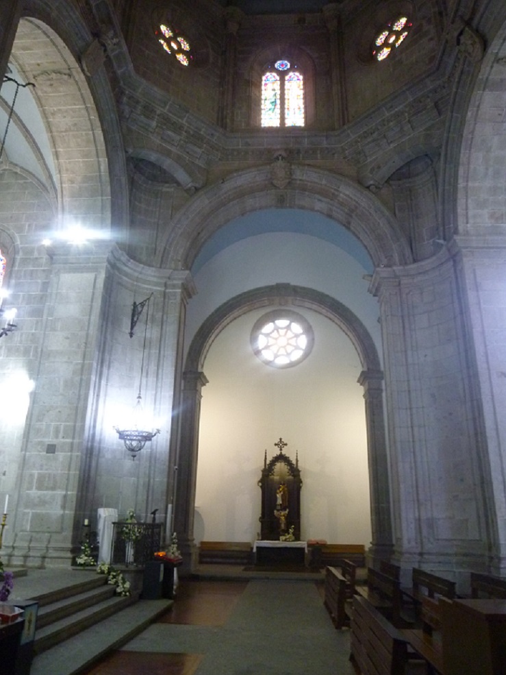 Santuário de Nossa Senhora do Alívio - Capela direita