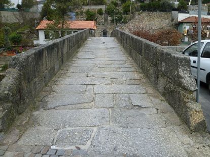 Ponte Romana de quatro arcos