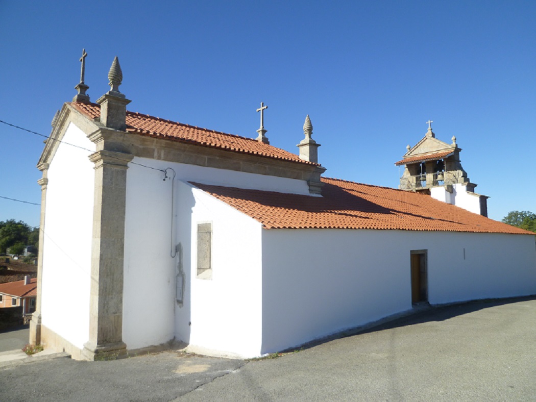 Igreja Matriz de Genísio