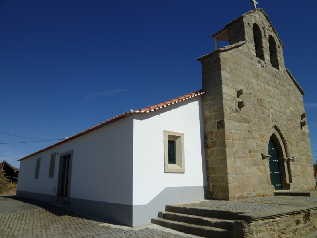 Igreja Matriz de Teixeira