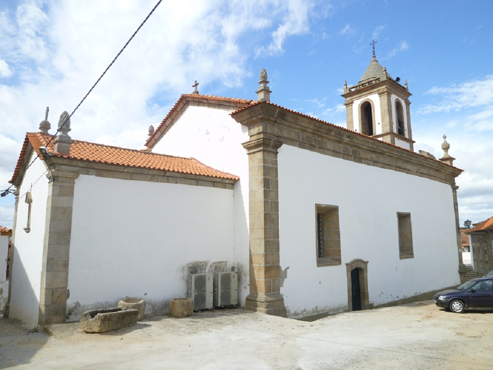 Igreja Matriz de Torre de Dona Chama
