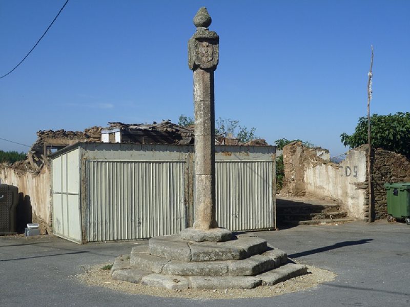 Pelourinho de Castro Vicente