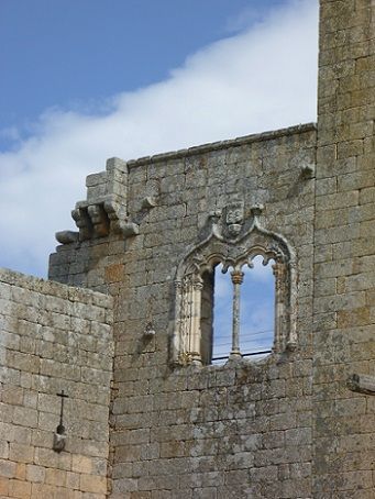 Castelo - Janela Manuelina