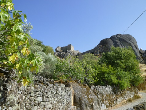 Castelo de Monsanto