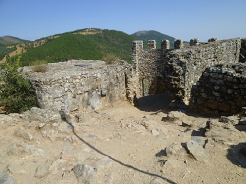 Castelo de Penha Garcia, interior