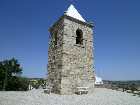 Torre do que resta da Fortaleza
