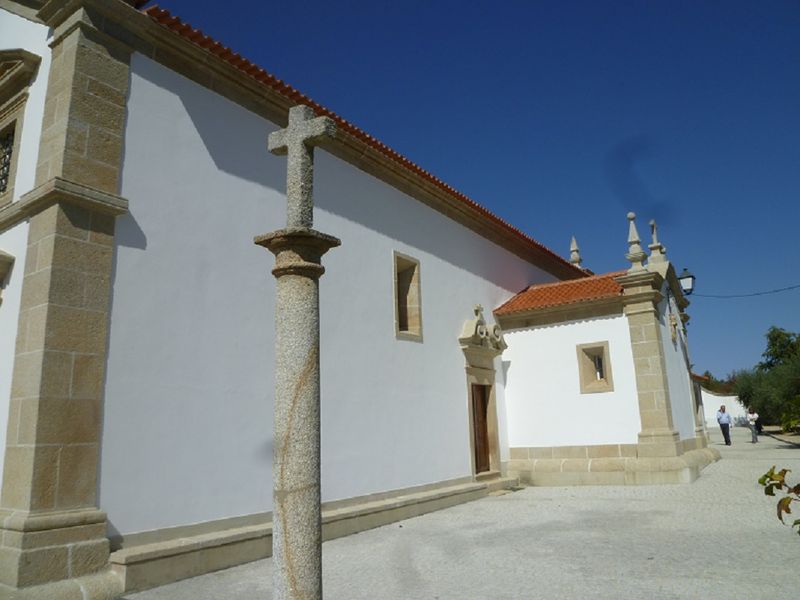 Igreja Matriz de Vila Cova do Alva