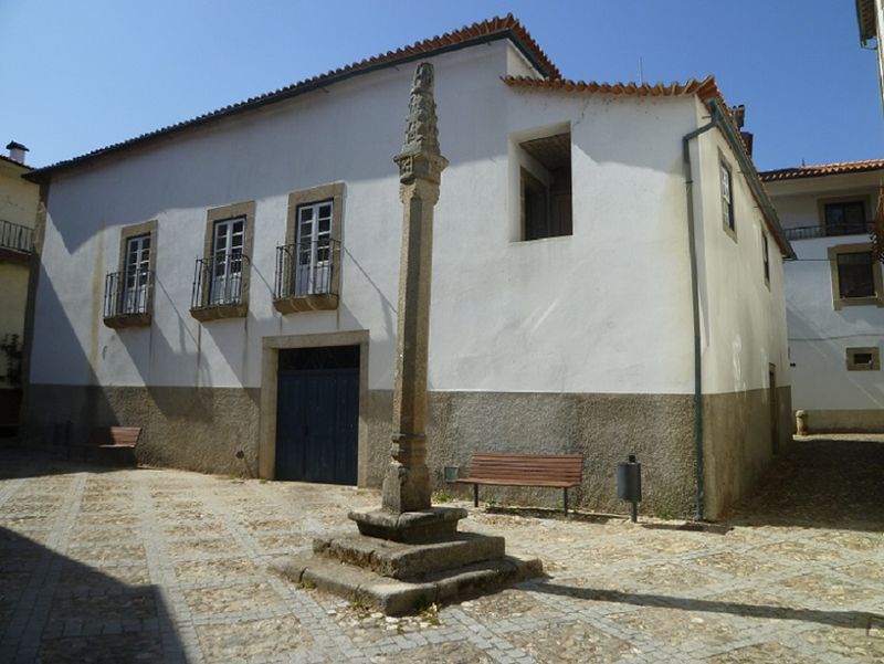 Pelourinho de Vila Cova do Alva