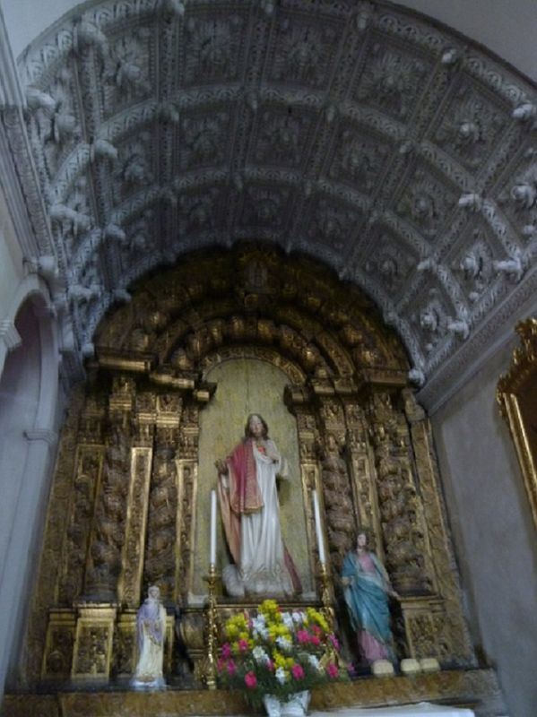 Igreja de São Bartolomeu - altar lateral