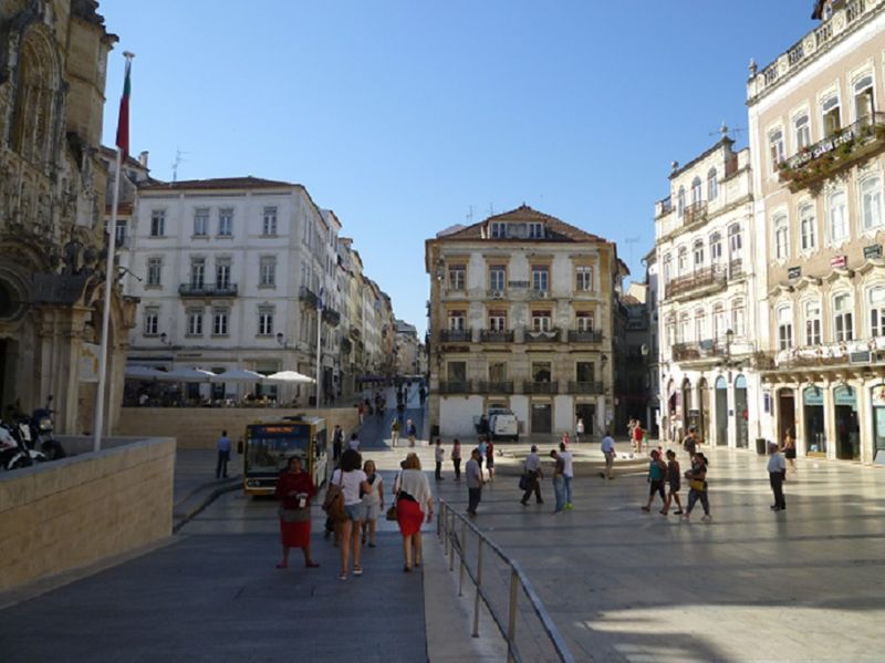 Praça 8 de Maio Praça 8 de Maio