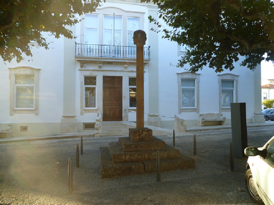 Pelourinho de Lousã