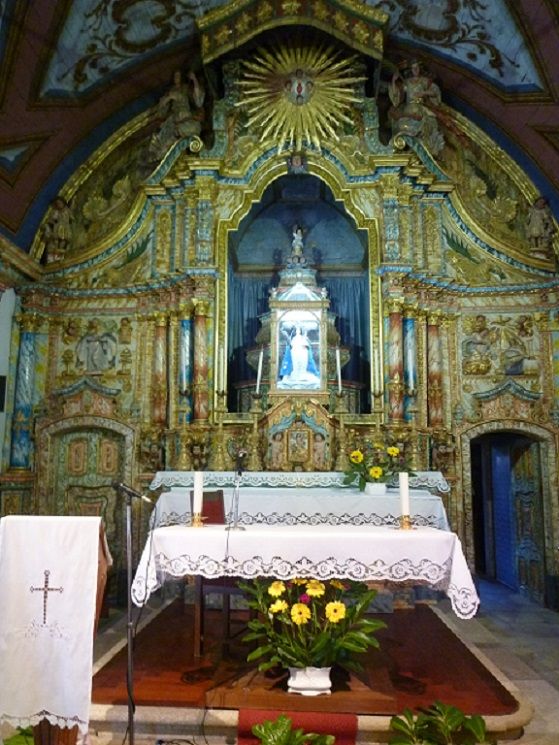 Santuário de Nossa Senhora das Preces - Altar-mor