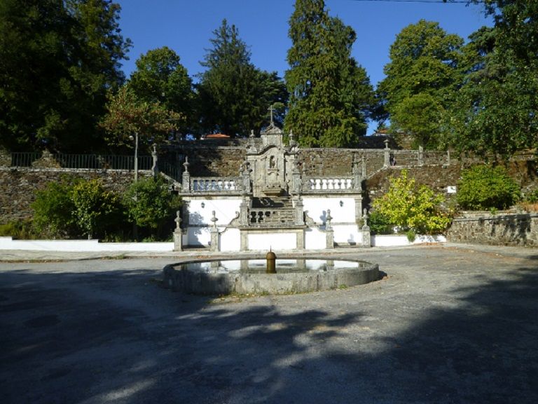 Santuário de Nossa Senhora das Preces - Fonte