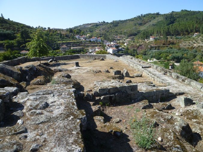 Castelo de Avô - interior