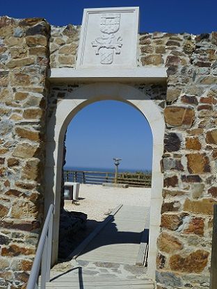 Castelo de Arrifana - entrada