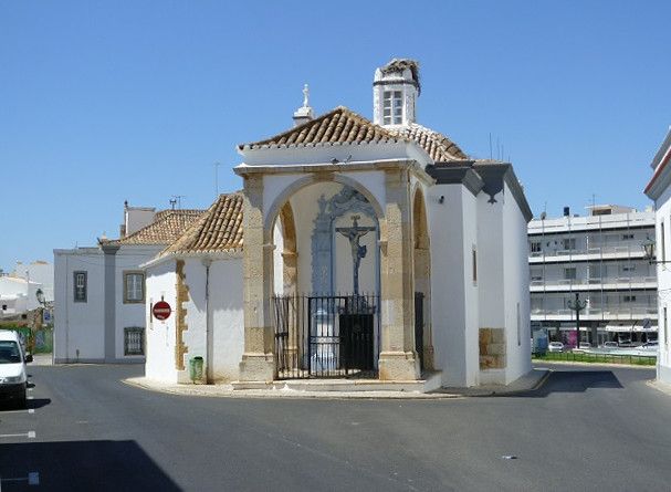 Ermida de Nossa Senhora do Pé da Cruz - traseiras