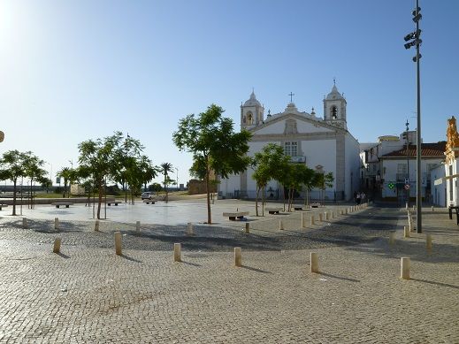 Praça do Infante D. Henrique