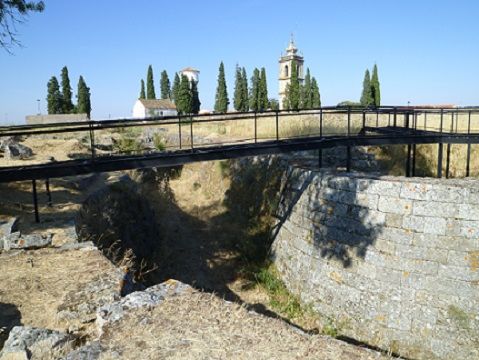 Ruínas do Castelo de Almeida