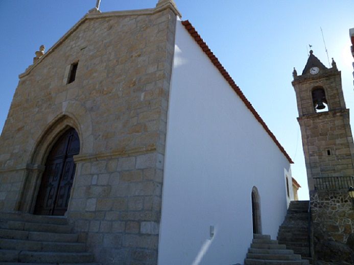 Igreja Matriz de Longroiva