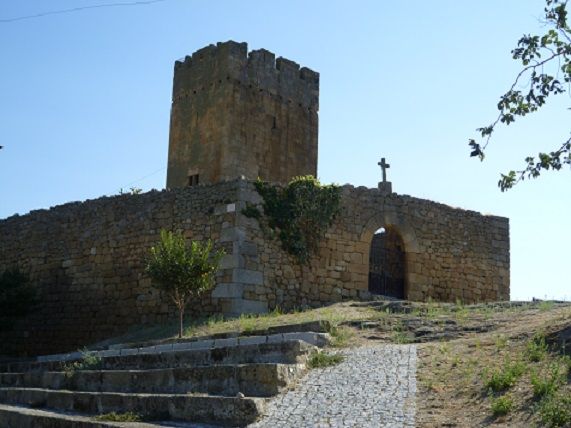 Castelo de Mêda