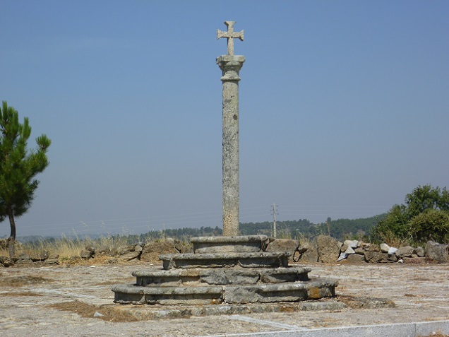 Cruzeiro do Convento de Sacaparte