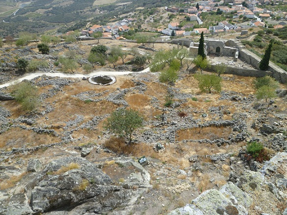 Castelo de Numão - interior