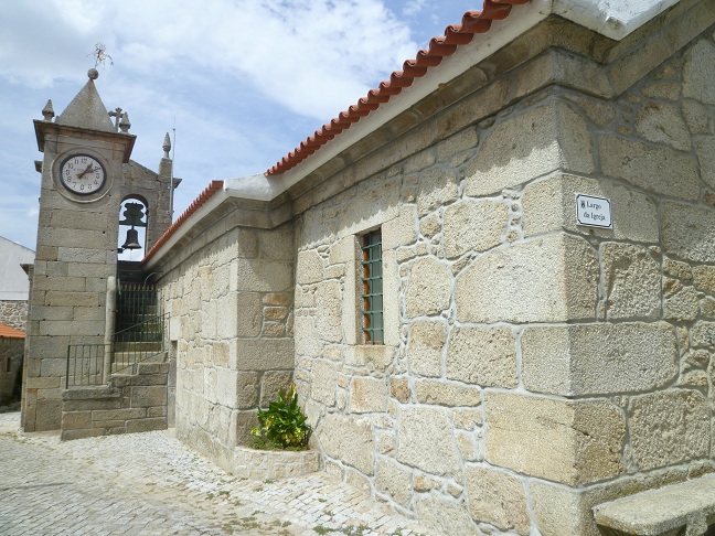 Igreja Matriz de Touça