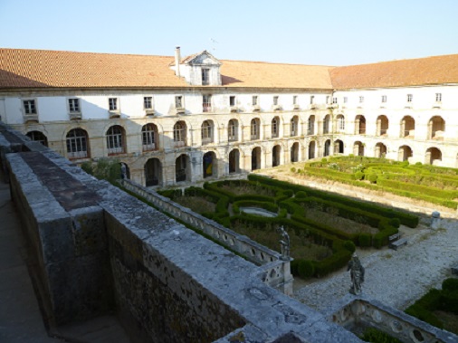 Mosteiro de Alcobaça - Claustro da Lavada