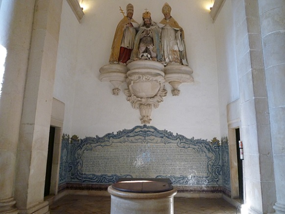 Mosteiro de Alcobaça - Sala dos Reis