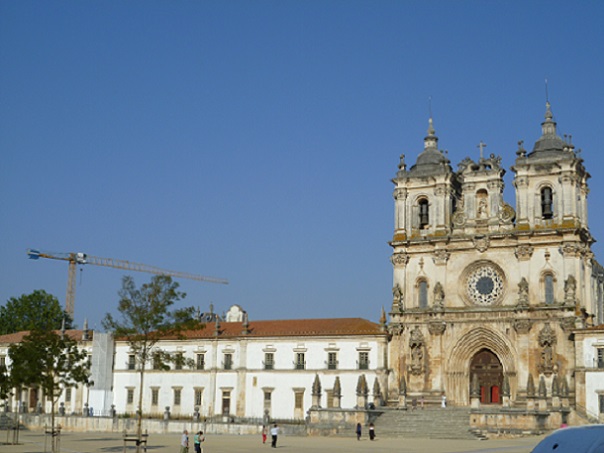 Mosteiro de Alcobaça Mosteiro de Alcobaça