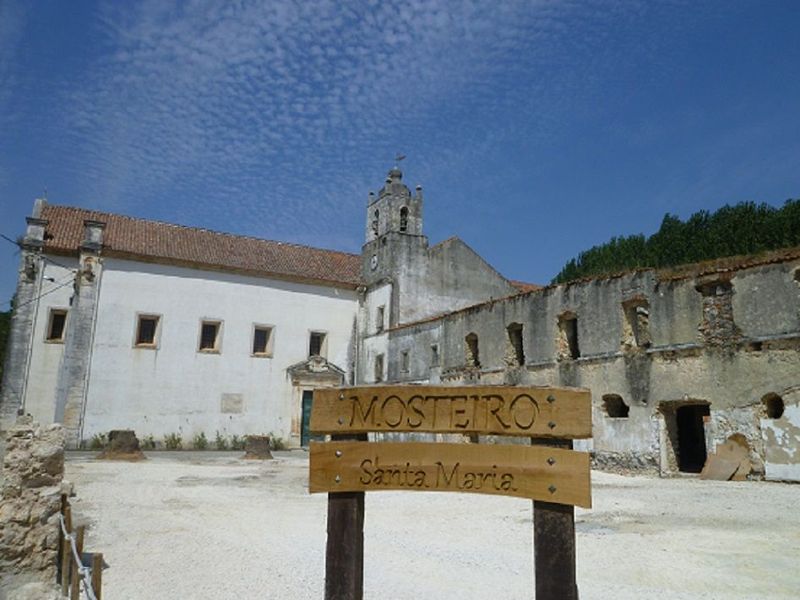 Mosteiro de Santa Maria de Cós