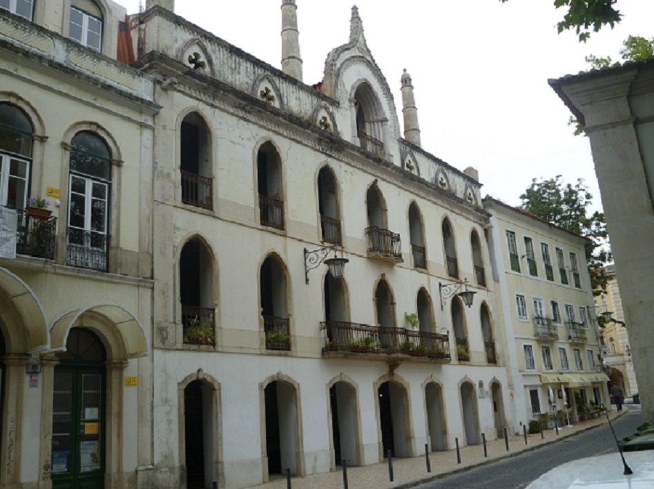 Edifício do séc. XIX Edifício do séc. XIX