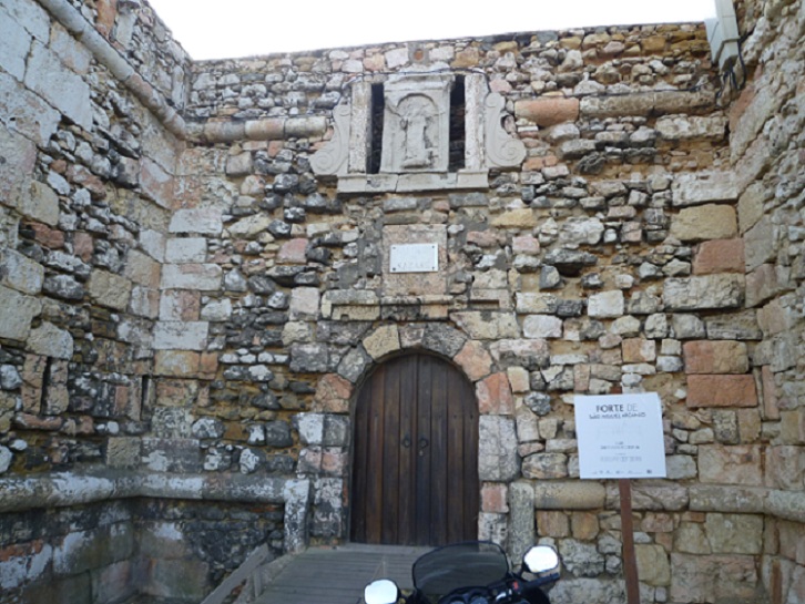 Forte de S. Miguel - Porta