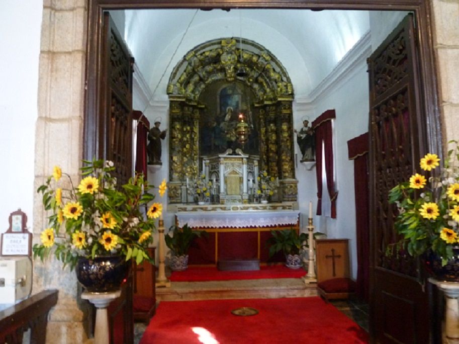 Igreja Matriz - capela lateral esquerda