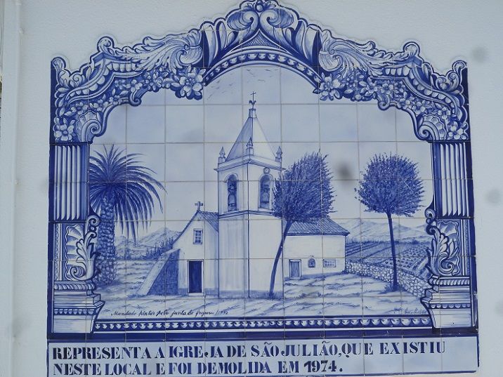 Mosaico da Igreja Velha na Junta de Freguesia
