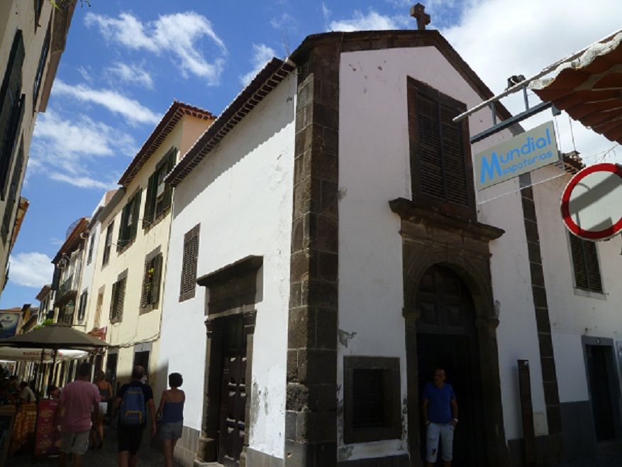 Capela de Nossa Senhora da Oliveira