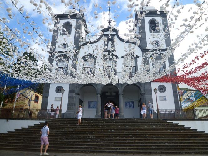 Igreja Matriz Nossa Senhora do Monte