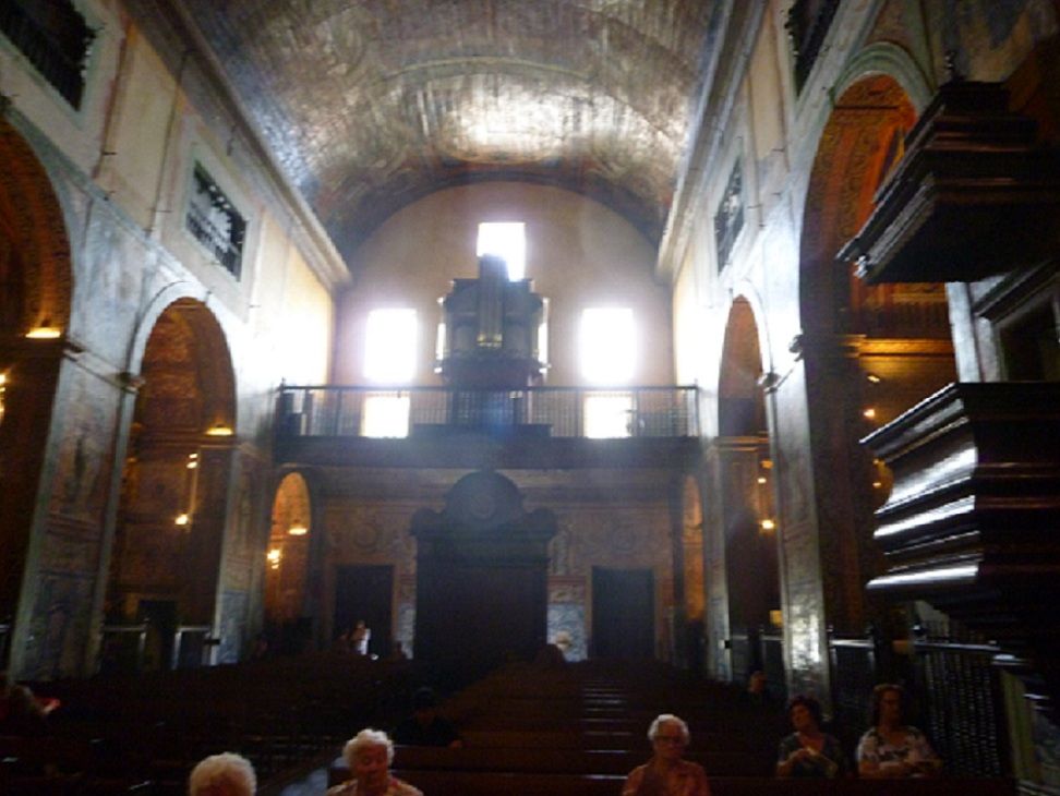 Igreja de São João Evangelista - interior