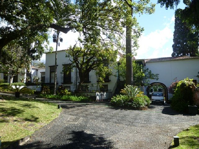 Quinta das Cruzes - Entrada