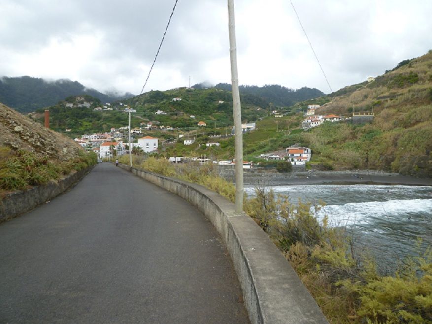 Caminho de Machico a Porto da Cruz