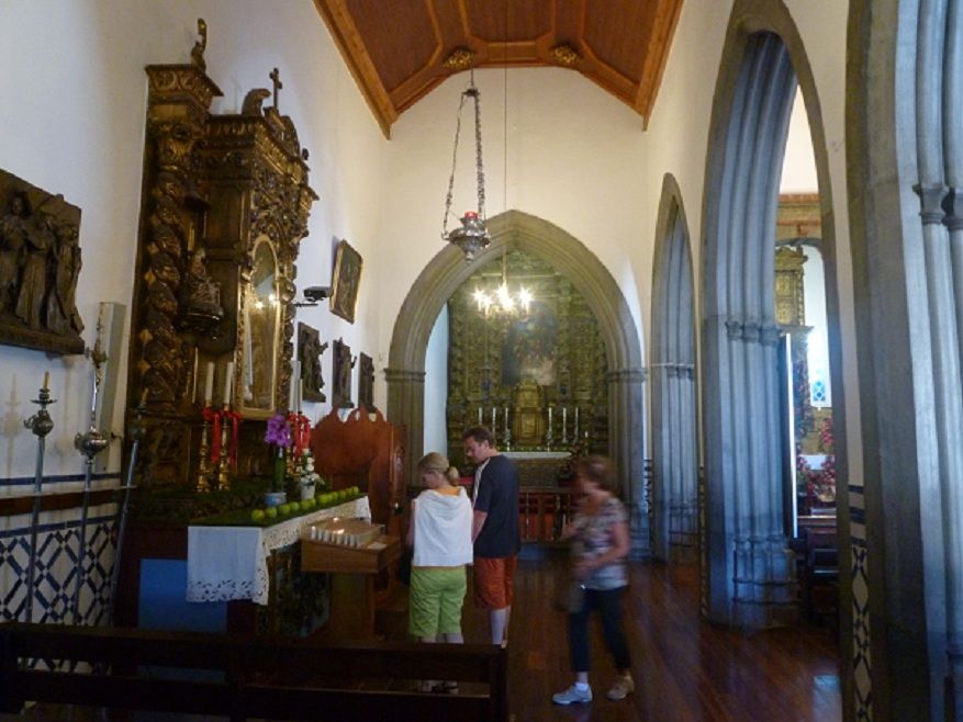 Igreja Matriz - capela lateral Igreja Matriz - capela lateral