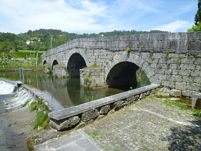 Ponte Românica