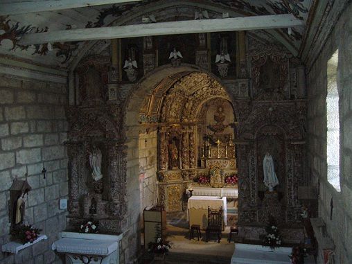 Igreja de Valadares - interior