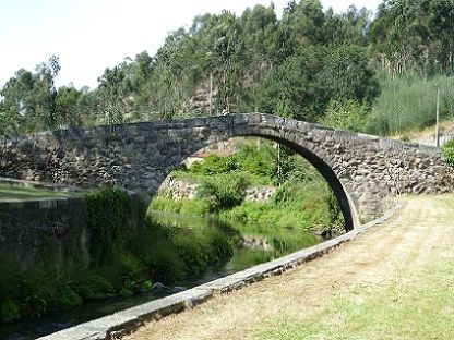 Ponte Românica ou Ponte do Carro Ponte Românica ou Ponte do Carro