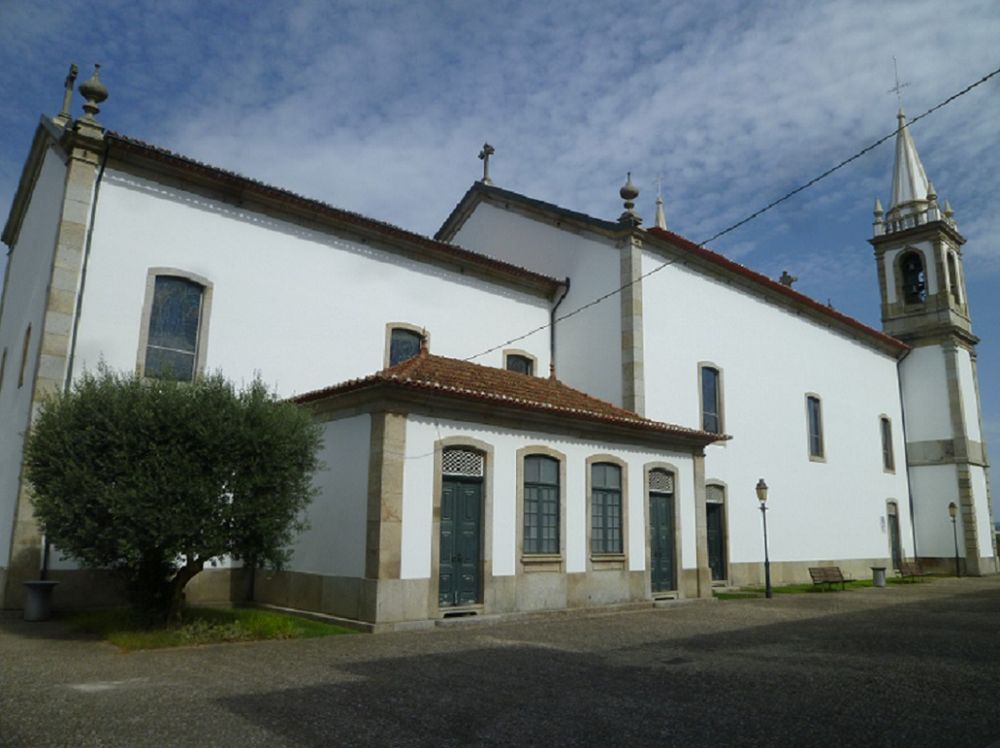 Igreja Matriz de Paredes