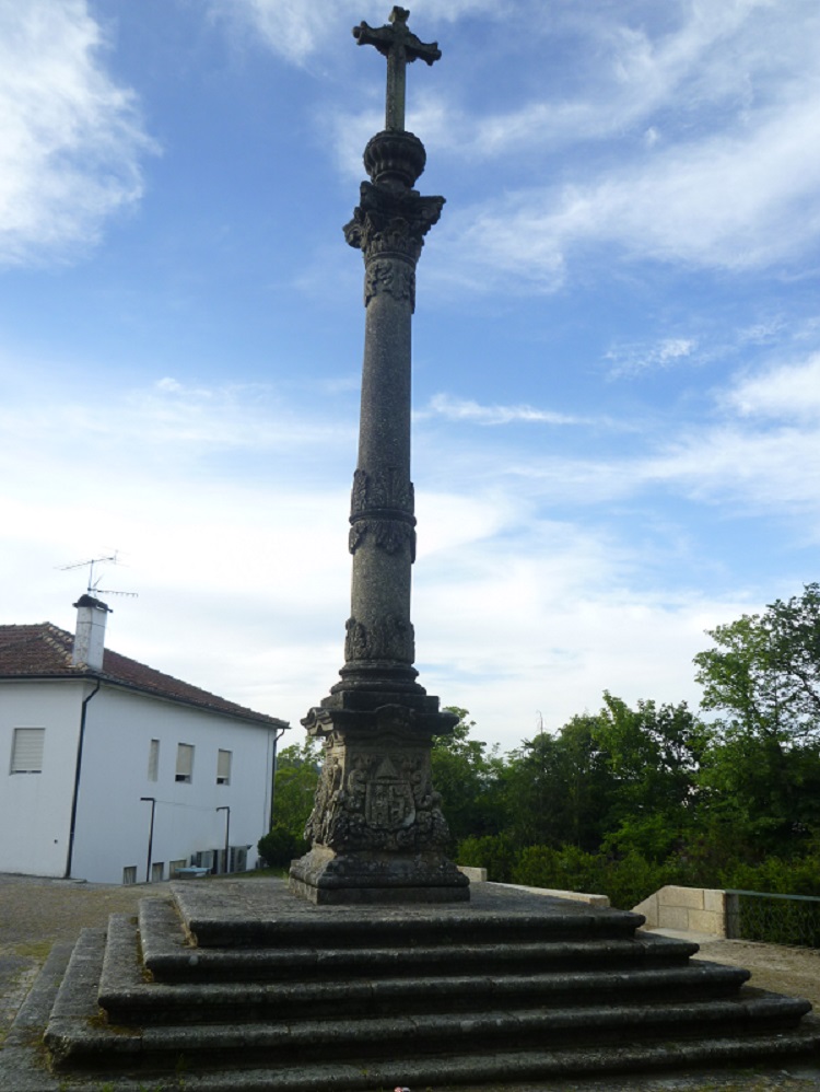 Cruzeiro de Paço de Sousa