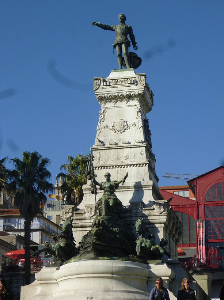 Estátua do Infante Dom Henrique