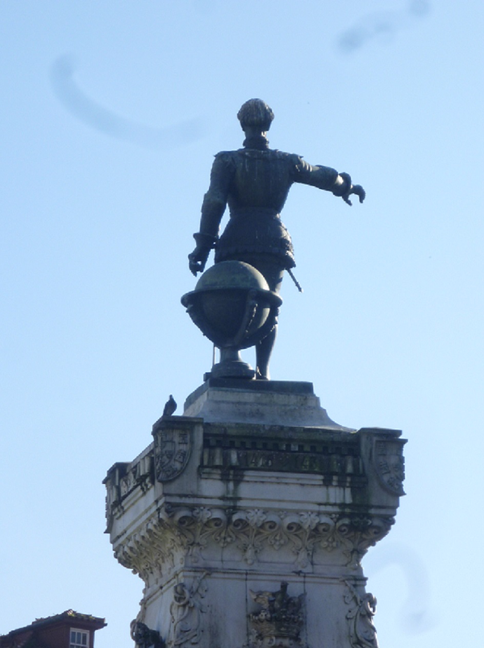 Estátua do Infante Dom Henrique